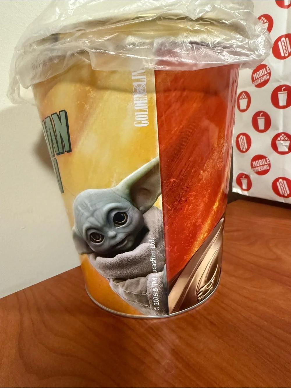 The Mandalorian Themed Metallic Tin Popcorn Bucket & Helmet Cup-Cinnemark NWT!